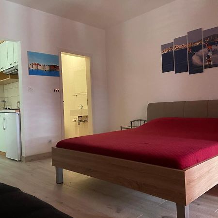 Apartmani Ortolio Viganj Exterior photo